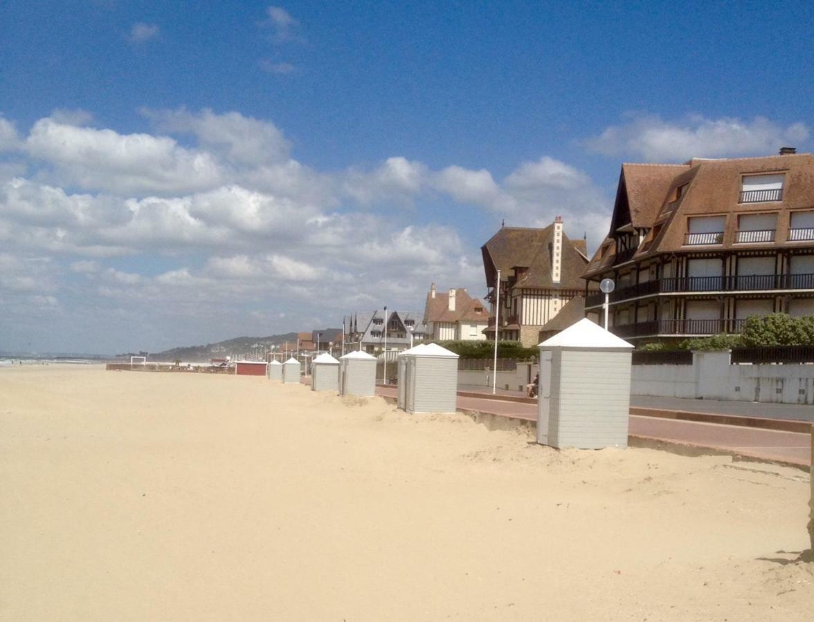 Appartement Vue Mer Benerville-Sur-Mer Exterior photo