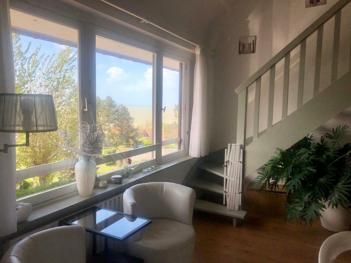Appartement Vue Mer Benerville-Sur-Mer Exterior photo